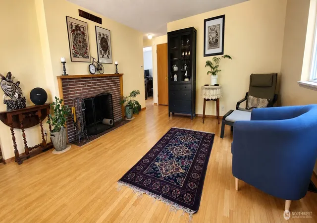 Photo 2 of Single family home for sale at 9219 26th Avenue Sw, Seattle, WA 98106 | MLS# NWM2555849 | Listing updated on 2026-10-01