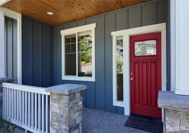 Photo 2 of Single family home for sale at 12779 Frazier Hts Loop, Burlington, WA 98233 | MLS# NWM2555861 | Listing updated on 2026-09-26