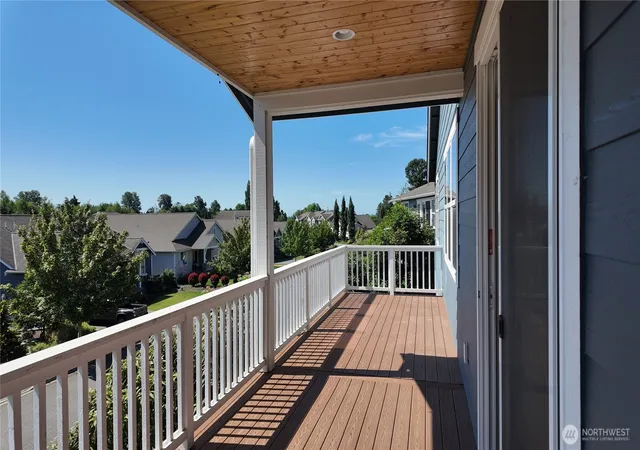 Photo 3 of Single family home for sale at 12779 Frazier Hts Loop, Burlington, WA 98233 | MLS# NWM2555861 | Listing updated on 2026-09-26