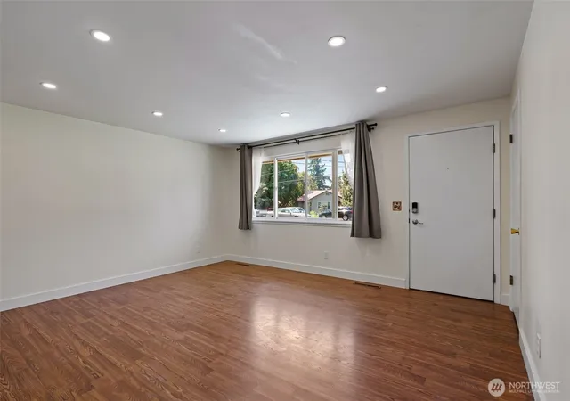 Photo 4 of Single family home for sale at 1306 N Water St, Ellensburg, WA 98926 | MLS# NWM2555878 | Listing updated on 2026-09-29