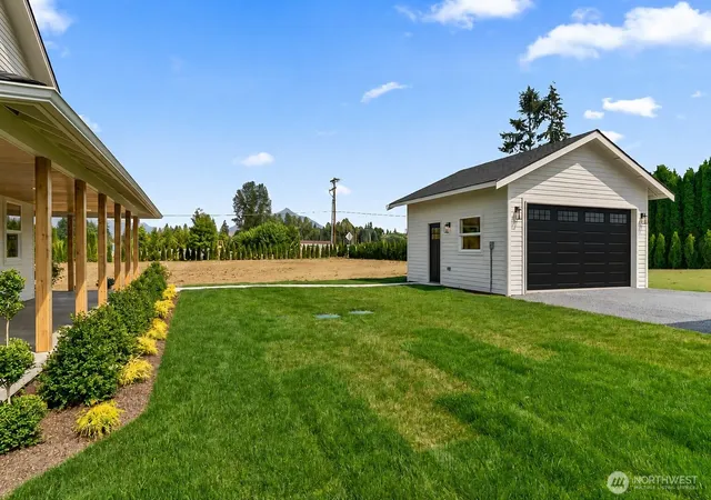 Photo 3 of Sale Pending at 15829 112th Street Ne, Granite Falls, WA 98252 | MLS# NWM2555881 | Listing updated on 2026-09-25