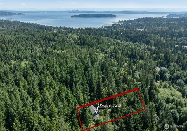 Photo 2 of Single family home for sale at 2800 Albright Ave Se, Port Orchard, WA 98366 | MLS# NWM2555892 | Listing updated on 2026-09-23