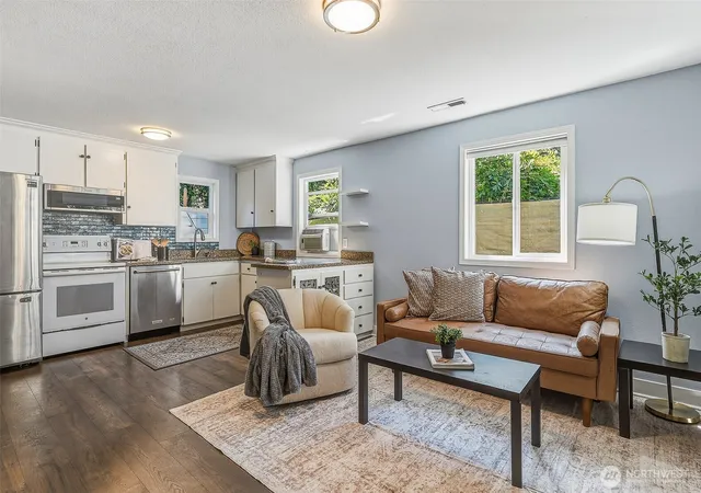 Photo 3 of House for sale at 11350 28th Avenue NE, Seattle, WA 98125 | MLS# NWM2555897 | Listing updated on 2026-10-02