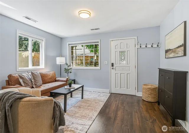 Photo 4 of House for sale at 11350 28th Avenue NE, Seattle, WA 98125 | MLS# NWM2555897 | Listing updated on 2026-10-02