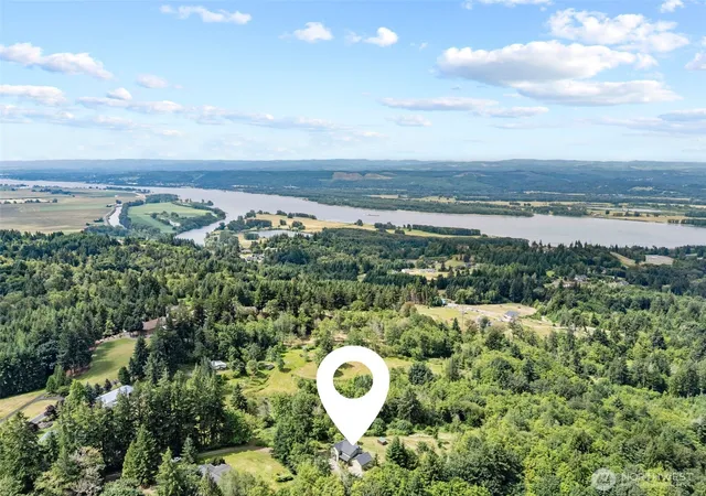 Photo 4 of Single family home for sale at 4955 Green Mountain Rd, Kalama, WA 98625 | MLS# NWM2555916 | Listing updated on 2026-09-22
