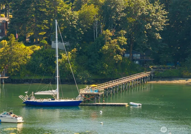 Photo 1 of Sale Pending at 5854 Packard Ln Ne, Bainbridge Island, WA 98110 | MLS# NWM2555924 | Listing updated on 2026-09-25