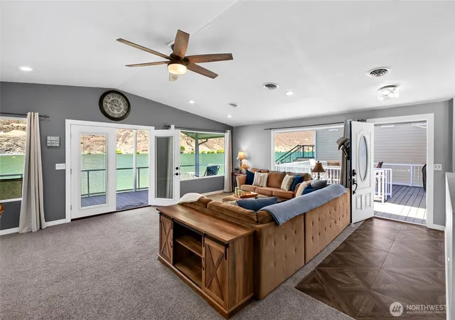 Photo 3 of Single family home for sale at 32014 Lakeview Rd Ne, Coulee City, WA 99115 | MLS# NWM2555933 | Listing updated on 2026-09-22