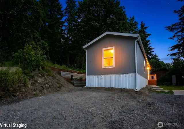 Photo 3 of Manufactured home for sale at 28454 168th Avenue SE #40, Kent, WA 98042 | MLS# NWM2555938 | Listing updated on 2026-09-22