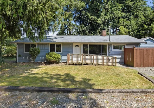 Photo 3 of Sale Pending at 6201 44th Avenue E, Tacoma, WA 98443 | MLS# NWM2555949 | Listing updated on 2026-09-25