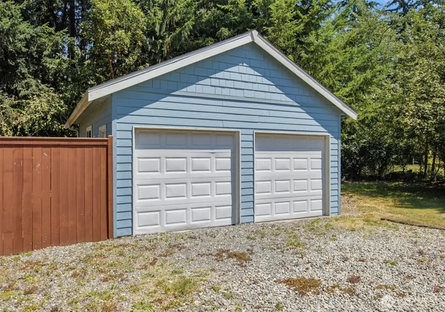 Photo 4 of Sale Pending at 6201 44th Avenue E, Tacoma, WA 98443 | MLS# NWM2555949 | Listing updated on 2026-09-25