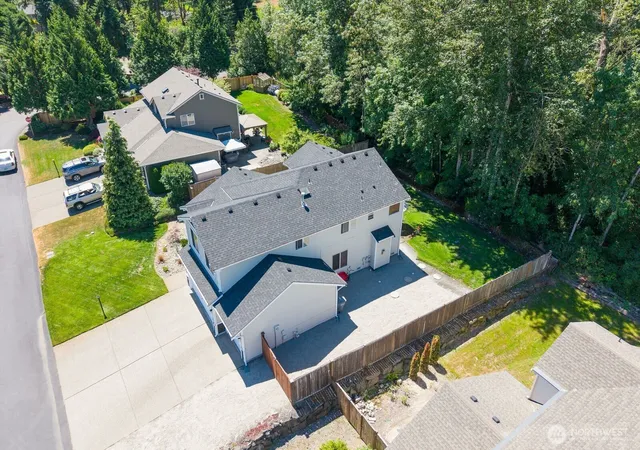 Photo 3 of Single family home for sale at 714 122nd Avenue Ct E, Edgewood, WA 98372 | MLS# NWM2555953 | Listing updated on 2026-09-30