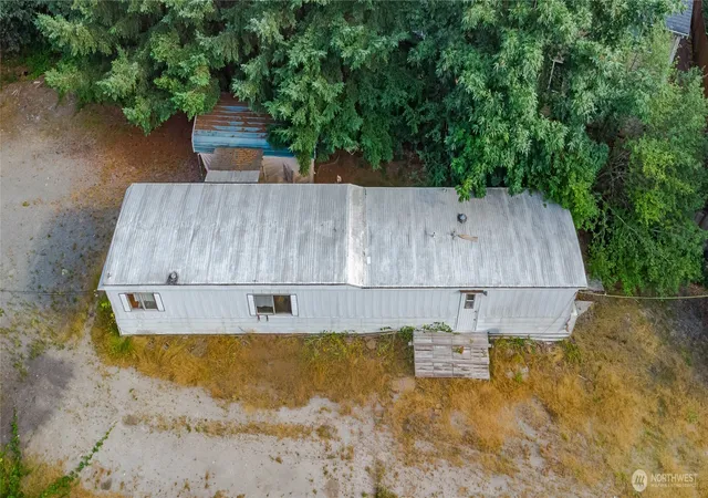 Photo 4 of Sale Pending at 17636 118th Avenue SE, Renton, WA 98058 | MLS# NWM2555976 | Listing updated on 2026-10-02
