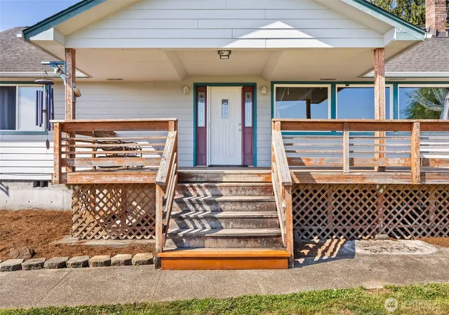 Photo 3 of Single family home for sale at 22 Pollari Rd, Raymond, WA 98577 | MLS# NWM2555981 | Listing updated on 2026-09-22