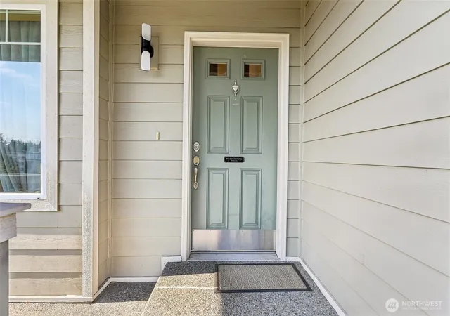 Photo 2 of Sale Pending at 1824 23rd Street, Snohomish, WA 98290 | MLS# NWM2555983 | Listing updated on 2026-10-01