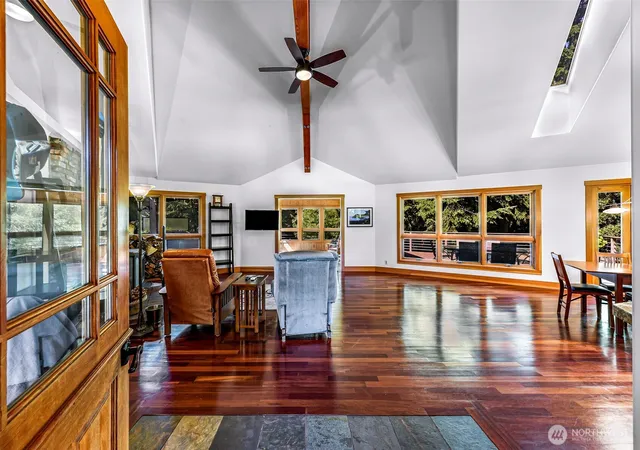 Photo 3 of Single family home for sale at 6701 Holst Rd, Clinton, WA 98236 | MLS# NWM2556003 | Listing updated on 2026-09-22