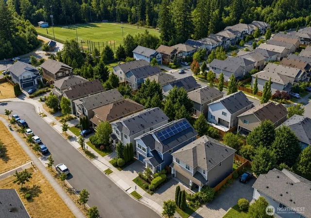 Photo 3 of Single family home for sale at 3917 174th Place Se, Bothell, WA 98012 | MLS# NWM2556021 | Listing updated on 2026-09-22