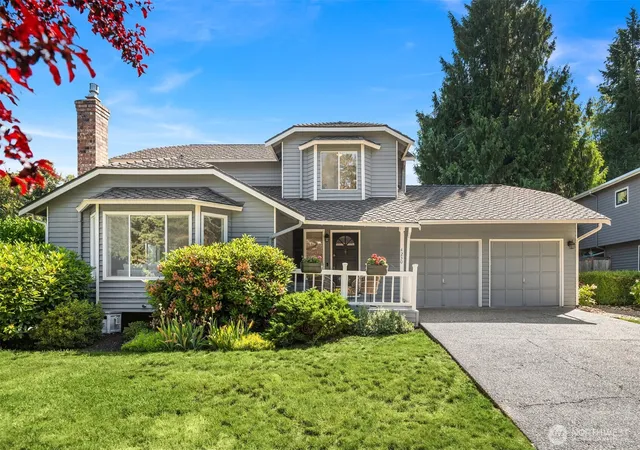 Photo 1 of Single family home for sale at 4230 205 Place Ne, Sammamish, WA 98074 | MLS# NWM2556048 | Listing updated on 2026-09-25
