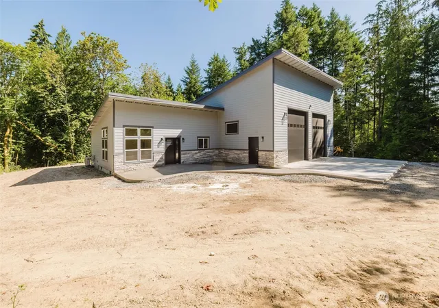 Photo 2 of Single family home for sale at 5170 Se Lars Hanson, Port Orchard, WA 98367 | MLS# NWM2556069 | Listing updated on 2026-09-25