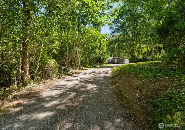 Photo 3 of Manufactured home for sale at 390 Van Wyck Rd, Bellingham, WA 98226 | MLS# NWM2556111 | Listing updated on 2026-09-24