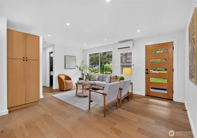 Photo 3 of Single family home for sale at 3152 Ne 82nd Street, Seattle, WA 98115 | MLS# NWM2556123 | Listing updated on 2026-10-09