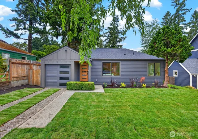 Photo 31 of Single family home for sale at 3152 NE 82nd Street, Seattle, WA 98115 | MLS# NWM2556123 | Listing updated on 2026-10-09