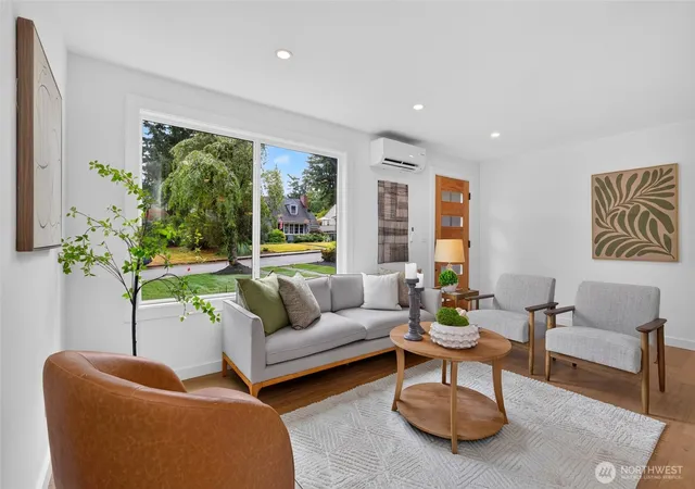 Photo 4 of Single family home for sale at 3152 NE 82nd Street, Seattle, WA 98115 | MLS# NWM2556123 | Listing updated on 2026-10-09