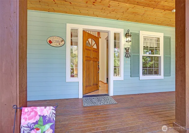 Photo 3 of Single family home for sale at 2289 Moody Ln, Camano Island, WA 98282 | MLS# NWM2556124 | Listing updated on 2026-09-22