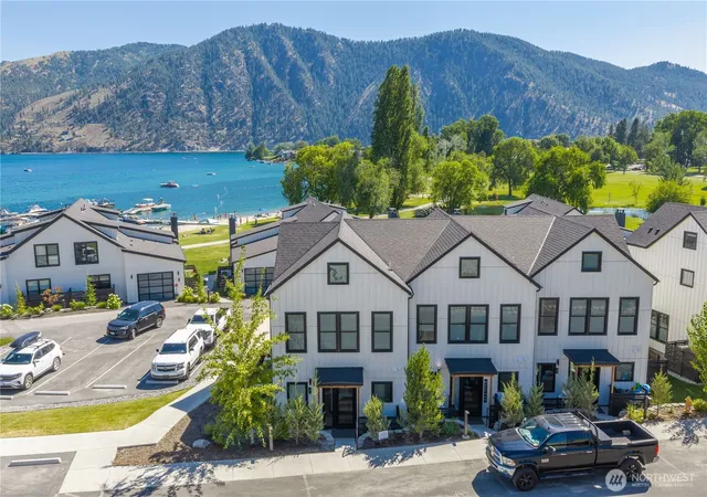 Photo 3 of Condo for sale at 1 Ponderosa Ct #4C, Manson, WA 98831 | MLS# NWM2556131 | Listing updated on 2026-09-22