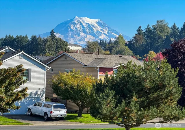 Photo 1 of Single family home for sale at 18502 94th Avenue E, Puyallup, WA 98375 | MLS# NWM2556161 | Listing updated on 2026-10-21