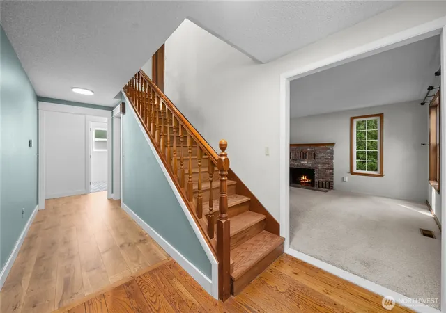 Photo 3 of Single family home for sale at 3118 31st Ct Se, Olympia, WA 98501 | MLS# NWM2556164 | Listing updated on 2026-09-22