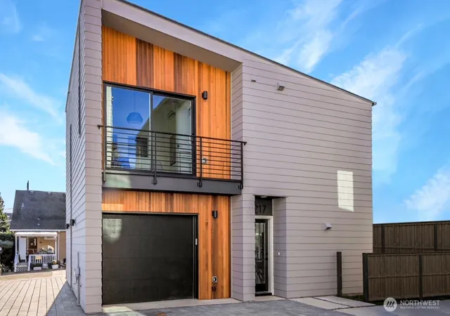 Photo 1 of Single family home for sale at 4217 S Findlay St, Seattle, WA 98118 | MLS# NWM2556175 | Listing updated on 2026-09-22