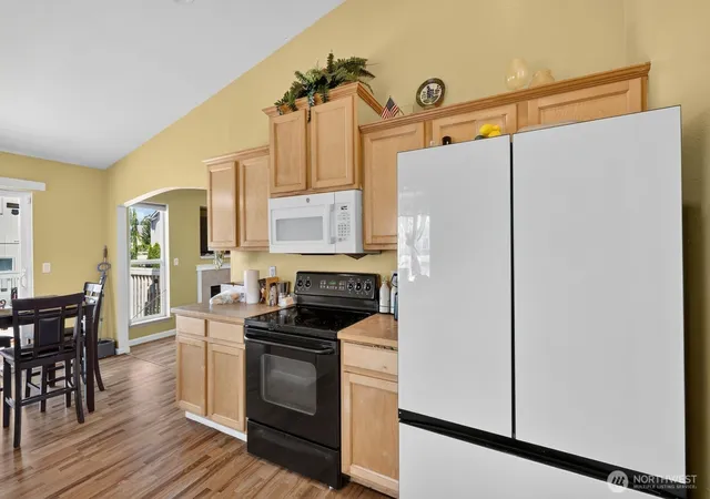 Photo 4 of Single family home for sale at 18318 13th Avenue Ct E, Spanaway, WA 98387 | MLS# NWM2556195 | Listing updated on 2026-09-22
