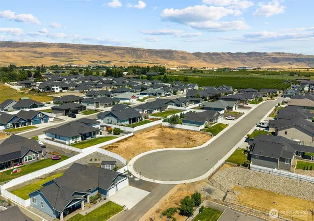 Photo 2 of Land for sale at 2571 Paisley St Se, East Wenatchee, WA 98802 | MLS# NWM2556212 | Listing updated on 2026-09-22
