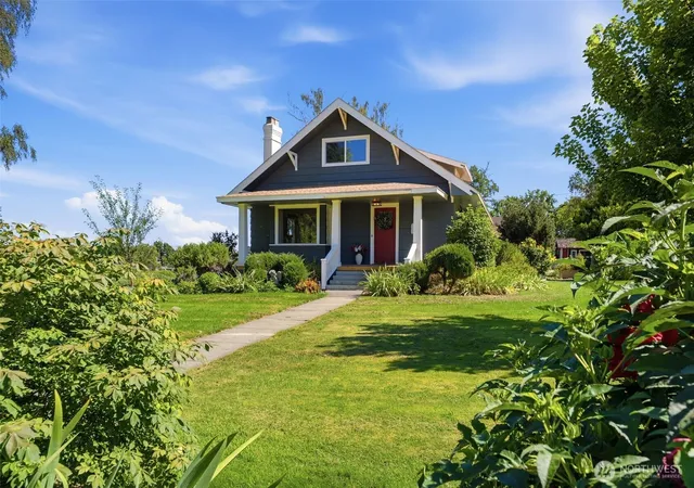 Photo 2 of Single family home for sale at 106 7th Street, Prosser, WA 99350 | MLS# NWM2556222 | Listing updated on 2026-10-06