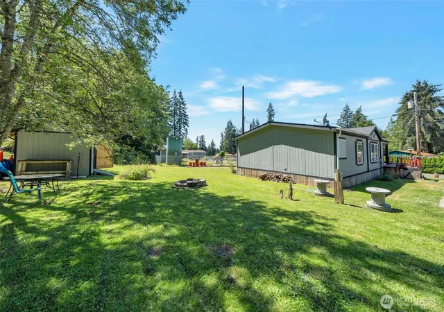 Photo 4 of Manufactured home for sale at 15503 Cedar Park Rd SE #20, Olalla, WA 98359 | MLS# NWM2556225 | Listing updated on 2026-09-22