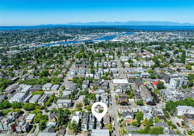 Photo 2 of Single family home for sale at 4222 Linden Ave N, Seattle, WA 98103 | MLS# NWM2556234 | Listing updated on 2026-09-24