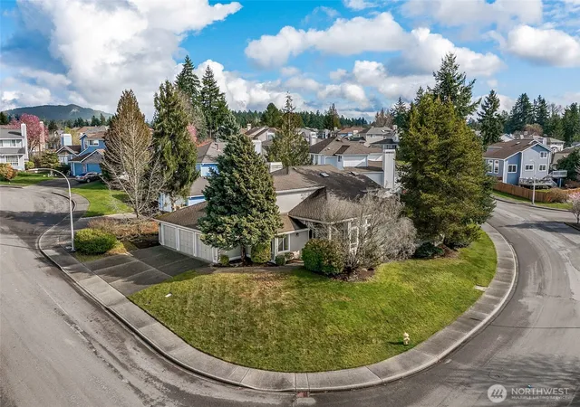 Photo 1 of Single family home for sale at 1704 Field Pl Ne, Renton, WA 98059 | MLS# NWM2556237 | Listing updated on 2026-09-22