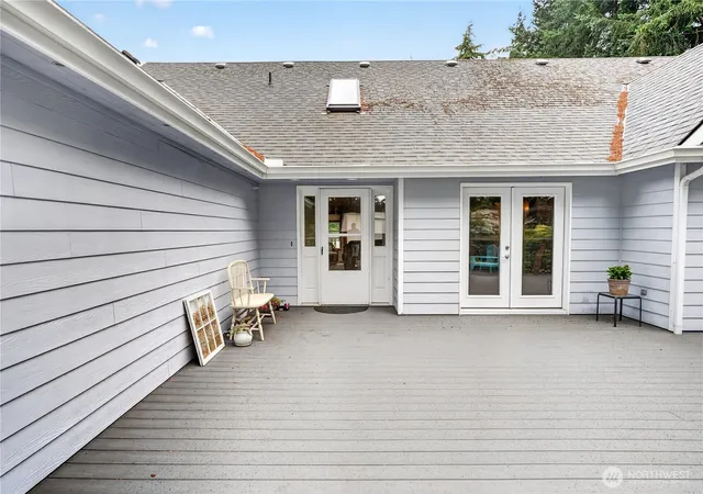 Photo 3 of Single family home for sale at 97 Arcadia Dr, Port Townsend, WA 98368 | MLS# NWM2556247 | Listing updated on 2026-09-30
