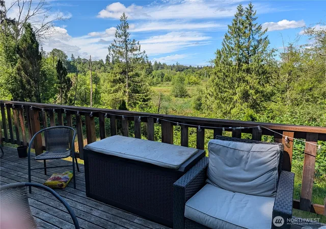 Photo 3 of Manufactured home for sale at 6109 Cemetery Rd, Arlington, WA 98223 | MLS# NWM2556256 | Listing updated on 2026-09-25