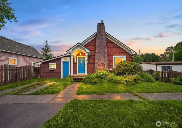 Photo 2 of Sale Pending at 36710 Us 2 Hwy, Sultan, WA 98294 | MLS# NWM2556259 | Listing updated on 2026-09-05