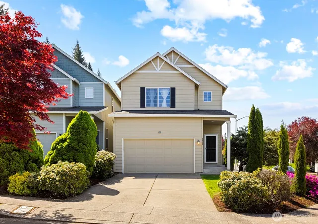 Photo 3 of Single family home for sale at 3418 Nw 30th Circle, Camas, WA 98607 | MLS# NWM2556275 | Listing updated on 2026-10-02