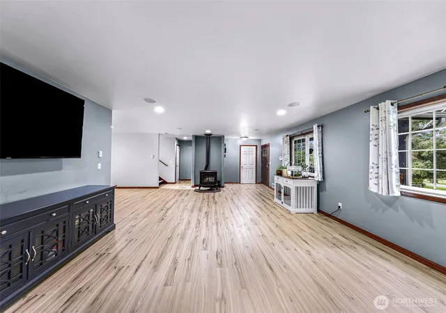 Photo 3 of Sale Pending at 24723 Jim Crk Rd, Arlington, WA 98223 | MLS# NWM2556278 | Listing updated on 2026-09-25