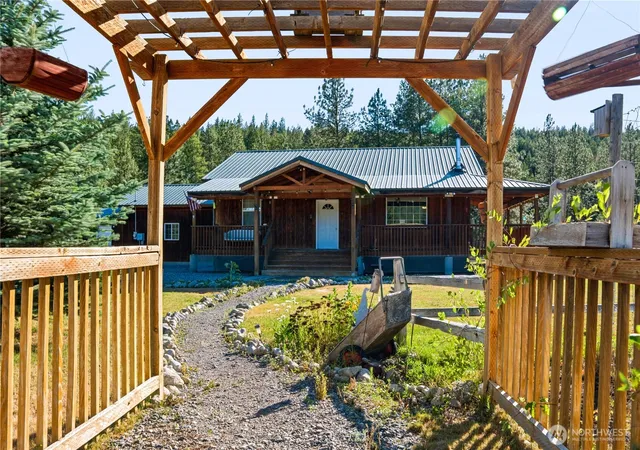 Photo 2 of Single family home for sale at 155 Tamarack Rd, Tonasket, WA 98855 | MLS# NWM2556298 | Listing updated on 2026-09-24