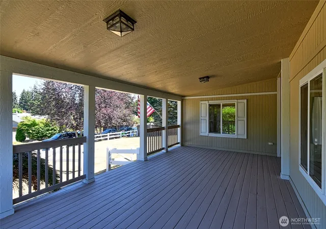 Photo 4 of Manufactured home for sale at 3104 138th Street SE, Mill Creek, WA 98012 | MLS# NWM2556311 | Listing updated on 2026-10-01