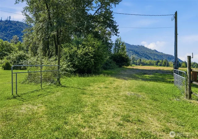 Photo 2 of Sale Pending at 14824 300th Street Ne, Arlington, WA 98223 | MLS# NWM2556323 | Listing updated on 2026-09-25