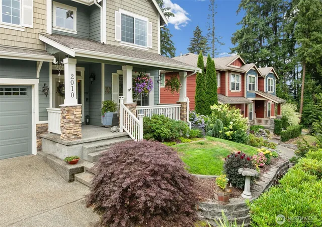 Photo 2 of Single family home for sale at 2010 30th Street Ct Se, Puyallup, WA 98372 | MLS# NWM2556334 | Listing updated on 2026-10-01