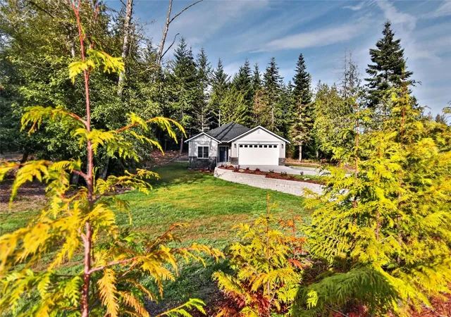 Photo 2 of Single family home for sale at 154 Shauna Pl, Sequim, WA 98382 | MLS# NWM2556352 | Listing updated on 2026-10-16