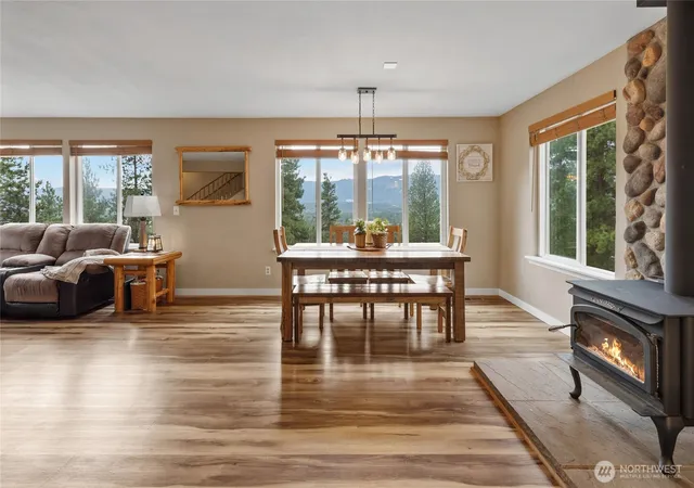 Photo 4 of Single family home for sale at 1150 White Rd, Cle Elum, WA 98922 | MLS# NWM2556409 | Listing updated on 2026-10-01