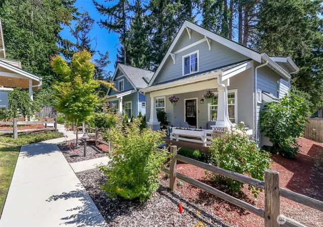 Photo 2 of Single family home for sale at 30914 6th Lane Sw, Federal Way, WA 98023 | MLS# NWM2556426 | Listing updated on 2026-09-22