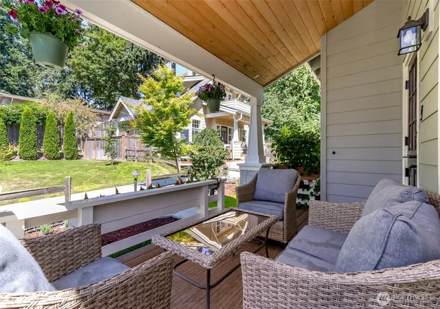 Photo 3 of Single family home for sale at 30914 6th Lane Sw, Federal Way, WA 98023 | MLS# NWM2556426 | Listing updated on 2026-09-22